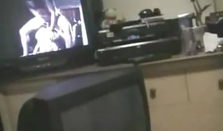 MILF سکس خاطره زیبا با dildo