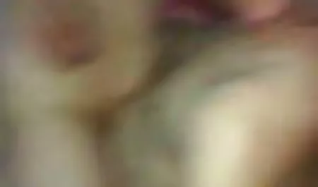 بلوند زرق و برق دار خاطرات سکسی زنان ارگاسم ارگاسم زیادی دارد