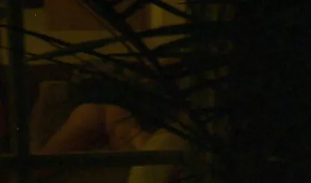 MILF قرمز خاطرات و داستانهای سکسی سرخ squirting در خانه واقعی