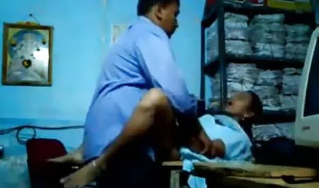 برخی سرگرم کننده برای دختران خاطرات سکس با محارم چاق-ورزشی